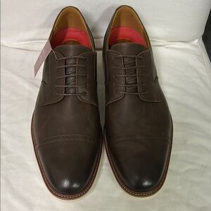 Stacy Adams Brown Oxfords Sleek Leather Design